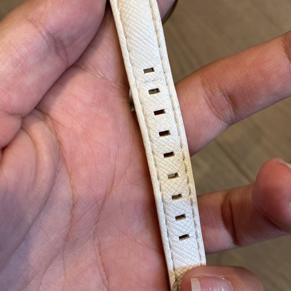 Michael Kors White and Gold Watch - Picture 4 of 6